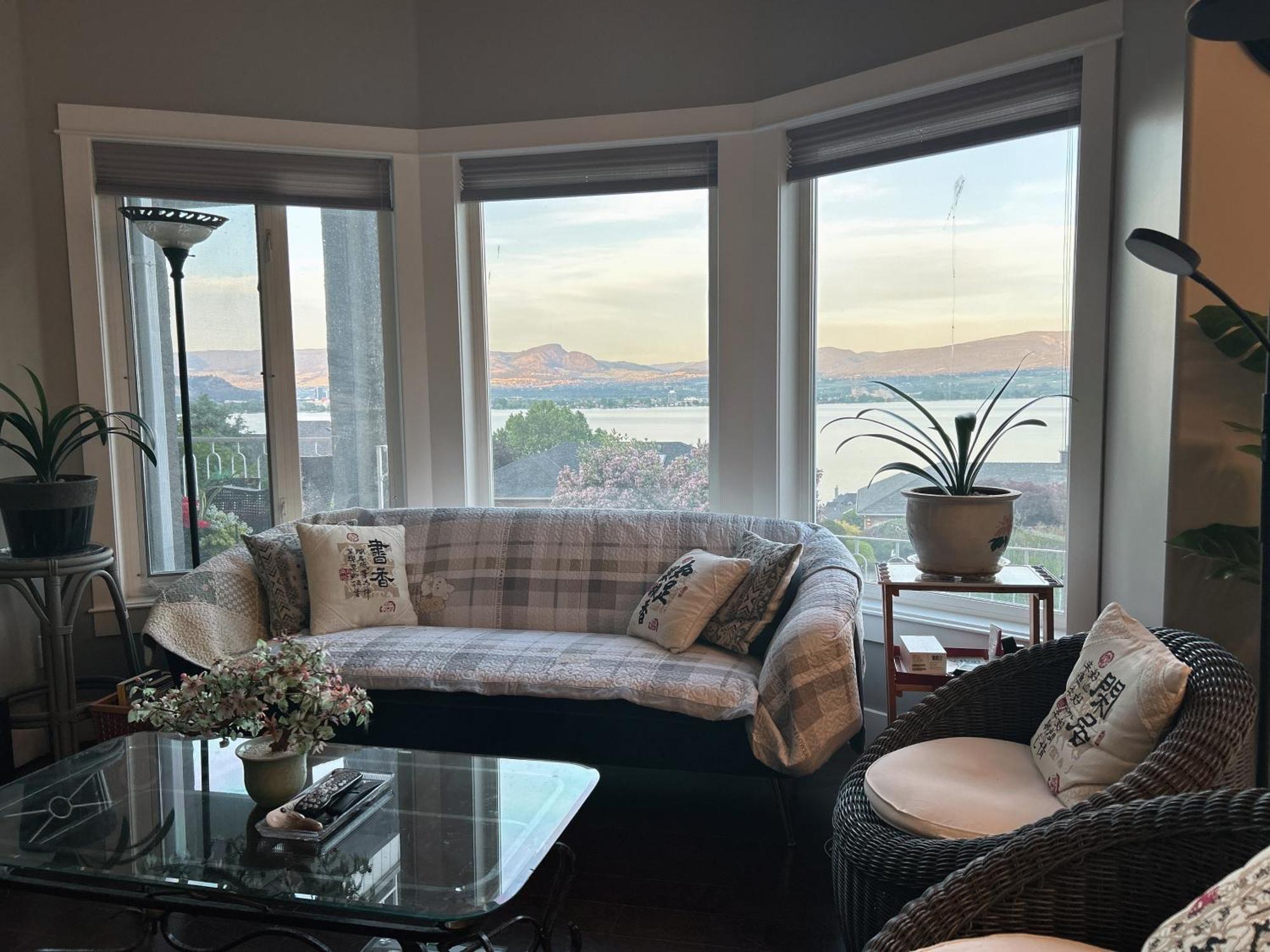 Casa Grande Lakeview House Уест Келоуна Екстериор снимка